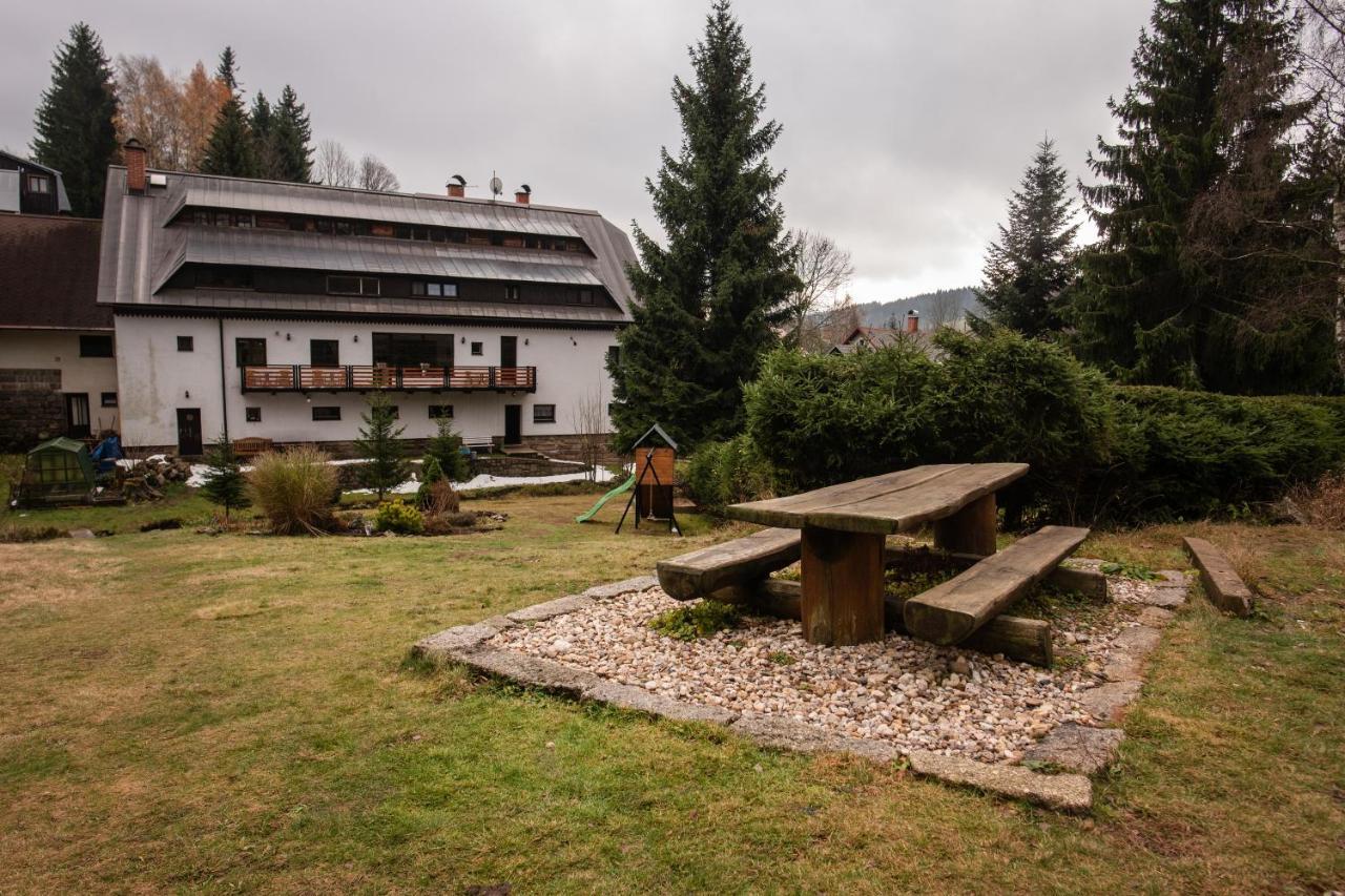 Pension Styl Bedrichov  Bagian luar foto